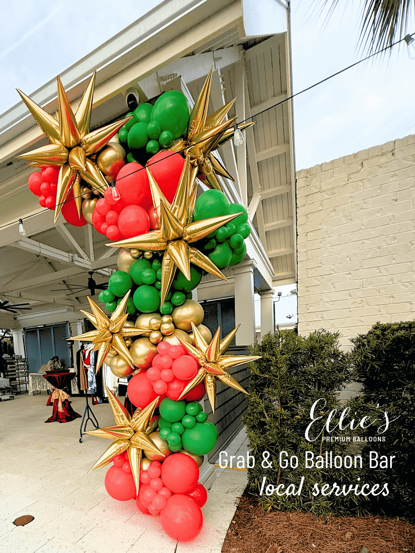 Gold Starburst Cluster Balloon | 12-Point Metallic Foil Star